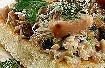 Вкусные грибы в вине и сметане